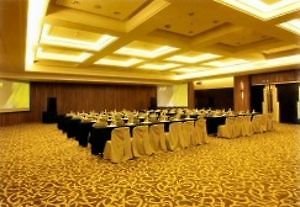 Gloria Grand Hotel Haikou  Buitenkant foto